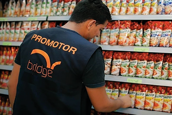 A importância da integração entre Repositores e Promotores no varejo